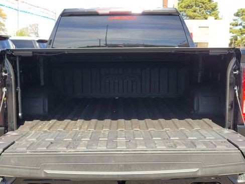 Used 2020 GMC Sierra 1500 AT4 w/ Driver Alert Package I image 9