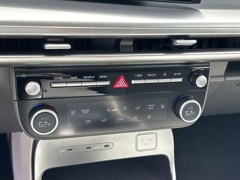 New 2026 Hyundai Ioniq 9 SE image 26