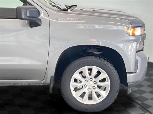 Certified 2022 Chevrolet Silverado 1500 Custom image 6