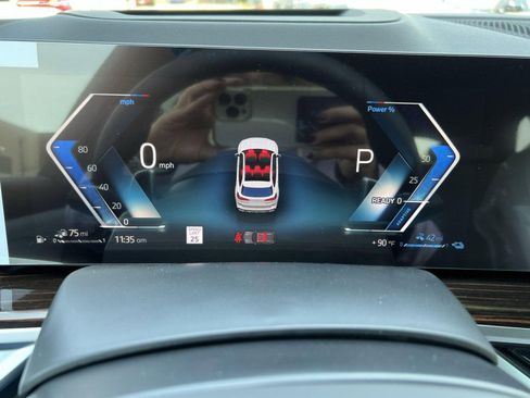 New 2026 BMW X5 xDrive50e w/ M Sport Package image 14