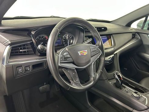 Used 2023 Cadillac XT5 Luxury FWD image 13
