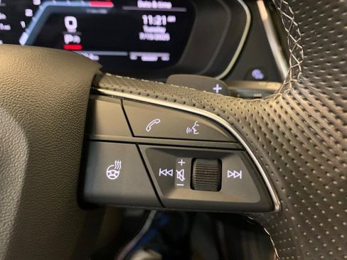 Used 2022 Audi SQ5 Premium Plus w/ Premium Plus Package AWD/4WD image 22