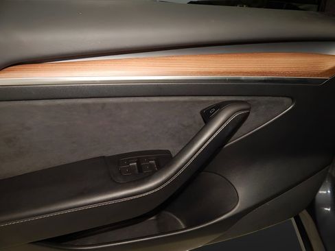 Used 2023 Tesla Model 3 Long Range image 11