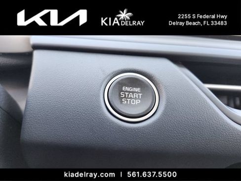 New 2026 Kia Seltos EX FWD image 29