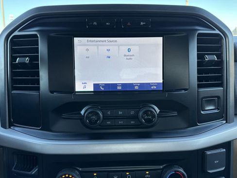 Used 2023 Ford F150 XLT image 10