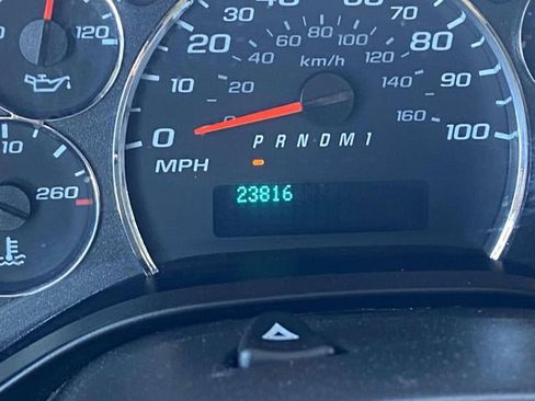 Used 2024 GMC Savana 2500 w/ Driver Convenience Package image 19