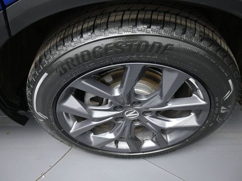 Used 2023 Acura MDX A-Spec image 15