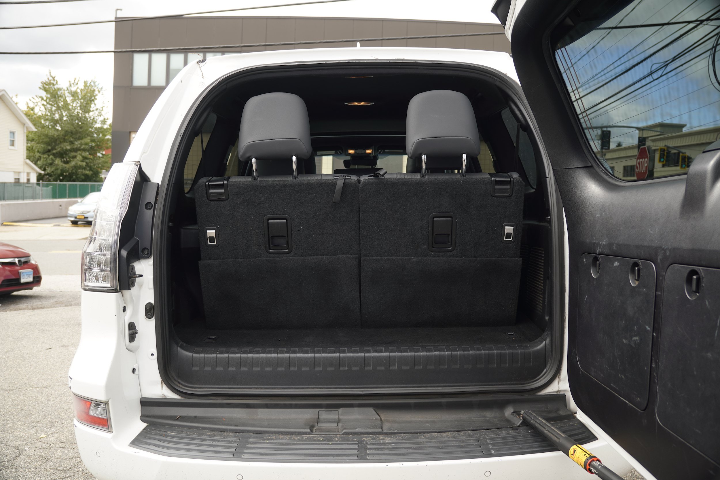 Used 2020 Lexus GX 460 Premium w/ Premium Package AWD/4WD image 29