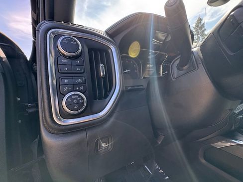 Used 2020 GMC Sierra 1500 AT4 w/ AT4 Premium Package AWD/4WD image 22