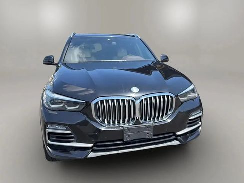 Used 2019 BMW X5 xDrive40i w/ Convenience Package AWD/4WD image 2