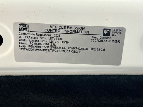 Used 2023 Chevrolet Silverado 1500 Custom image 21