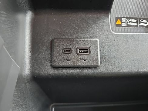 Used 2024 GMC Sierra 1500 Denali AWD/4WD image 41