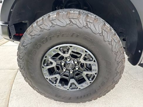 Used 2025 Ford F150 Raptor w/ Equipment Group 803A Raptor R AWD/4WD image 12