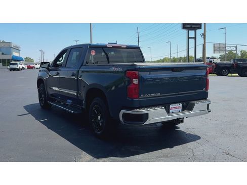 Certified 2022 Chevrolet Silverado 1500 LT AWD/4WD image 6