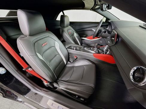 Used 2023 Chevrolet Camaro SS image 28