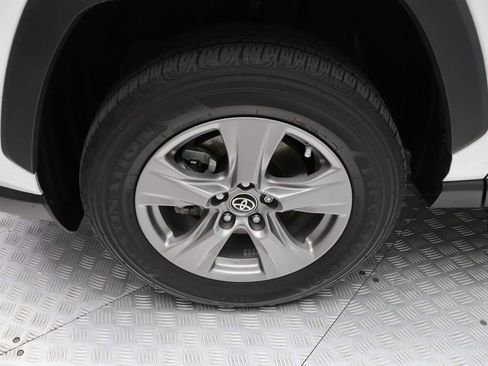 Used 2024 Toyota RAV4 LE image 4