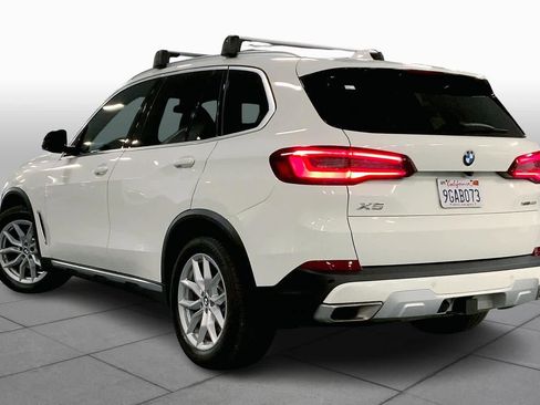 Used 2023 BMW X5 xDrive40i w/ Parking Assistance Package image 11