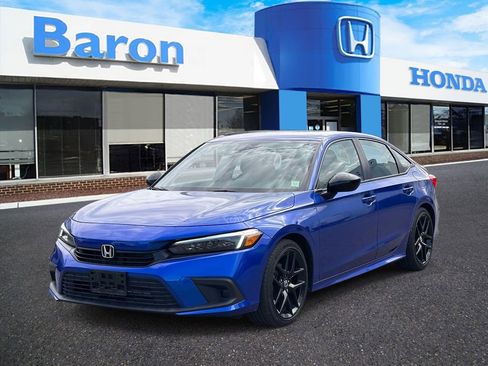 Used 2023 Honda Civic Sport image 2