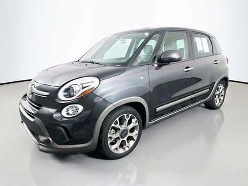 Used 2014 FIAT 500L Trekking image 3