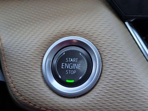 Certified 2025 Chevrolet Equinox ACTIV w/ Safety and Technology Package FWD image 17