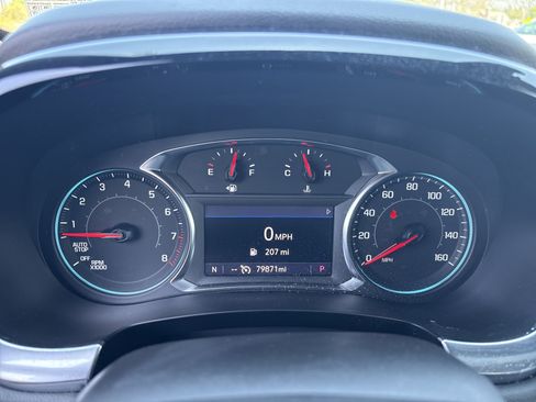 Used 2023 Chevrolet Traverse LT AWD/4WD image 30