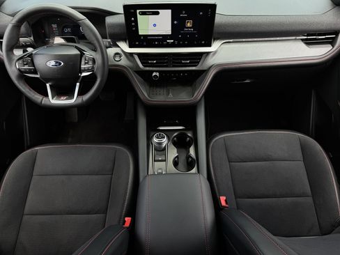 Certified 2025 Ford Explorer ST AWD/4WD image 12