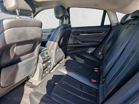 Used 2015 BMW X6 xDrive35i image 16