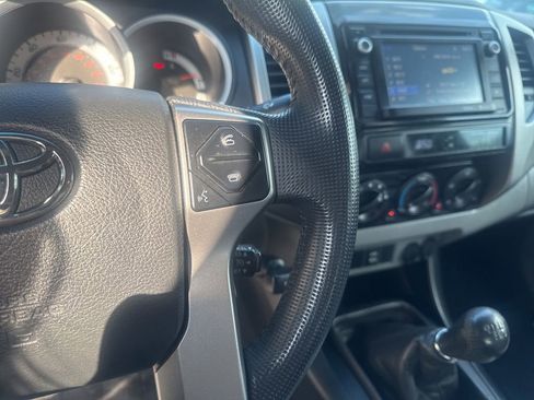 Used 2014 Toyota Tacoma 4x4 Double Cab w/ TRD Sport Package image 15
