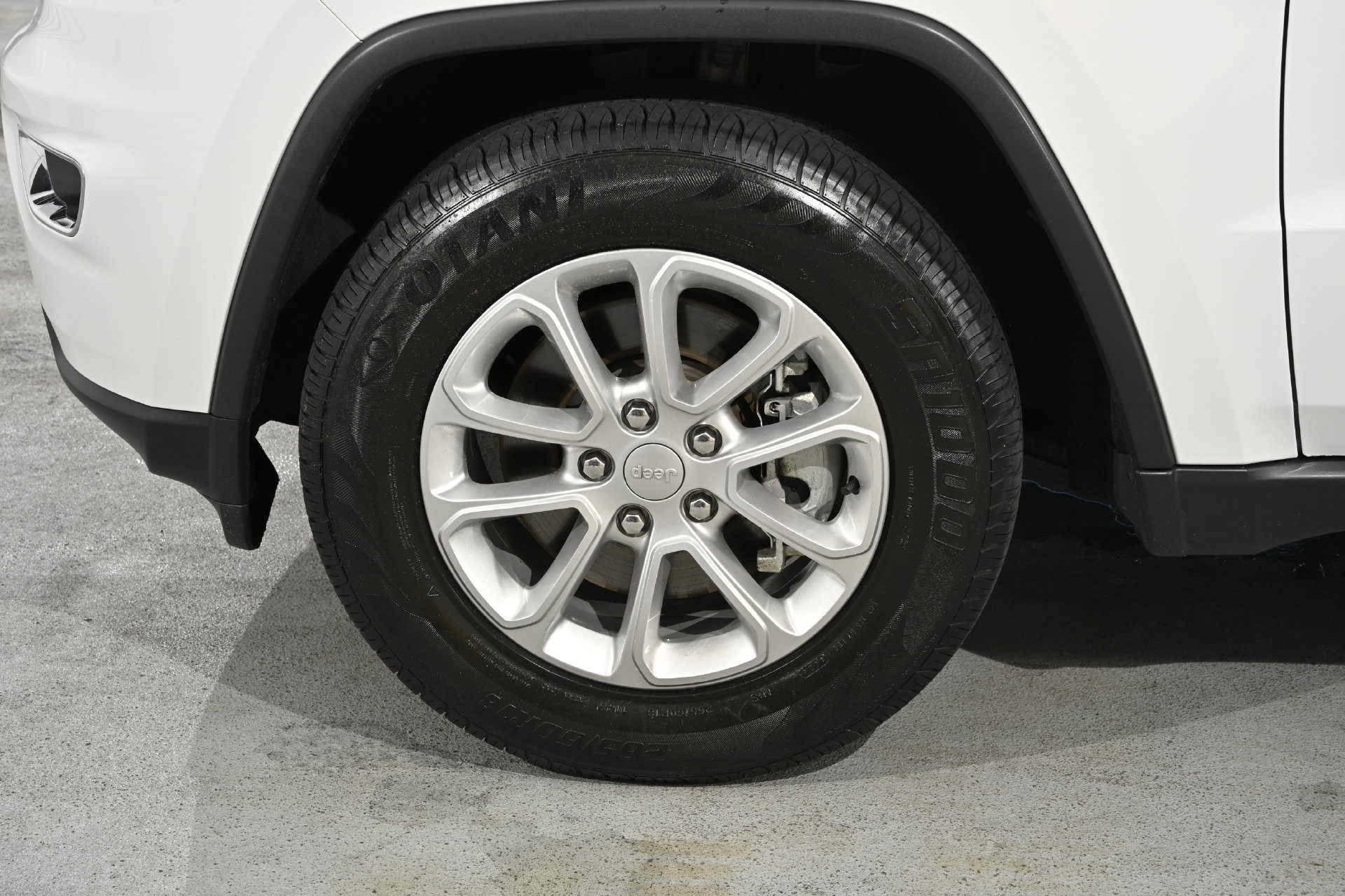 Used 2022 Jeep Grand Cherokee Laredo X AWD/4WD image 39