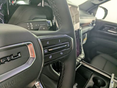 New 2026 GMC Yukon XL Denali w/ Denali Reserve Package image 22