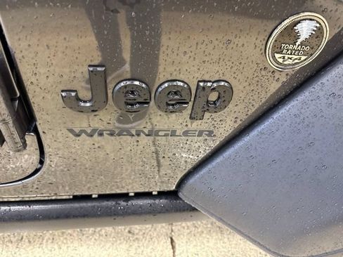 Used 2021 Jeep Wrangler Sport AWD/4WD image 5