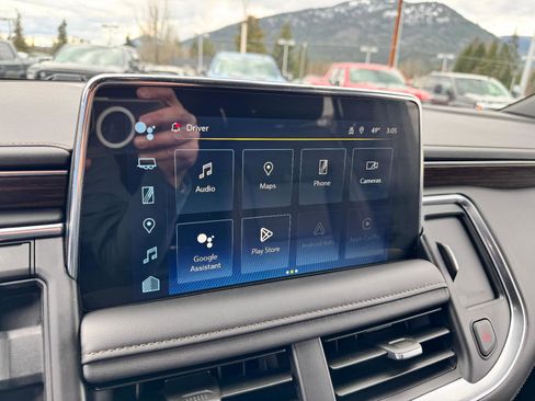 Used 2024 Chevrolet Tahoe High Country image 35