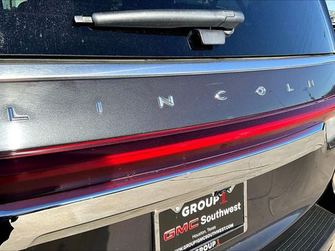 Used 2024 Lincoln Navigator L Reserve image 30