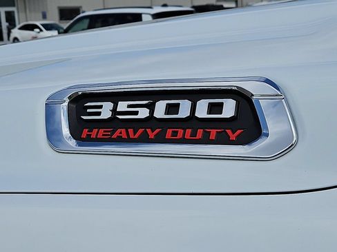 Used 2024 RAM 3500 Big Horn AWD/4WD image 14