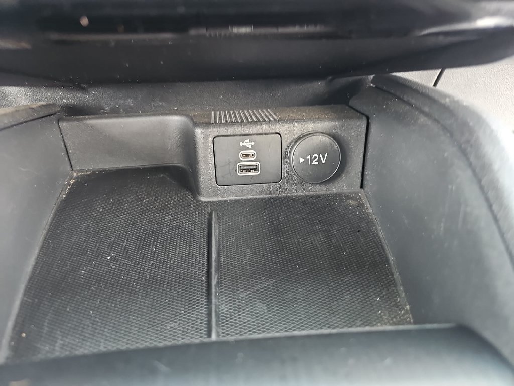 Used 2025 Ford Escape SE FWD image 27
