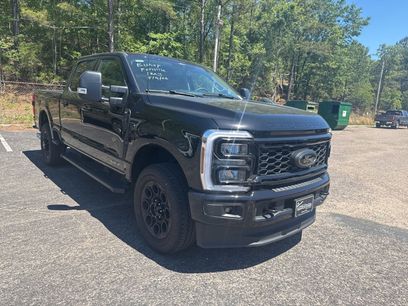 Used 2025 Ford F250 XLT w/ Black Appearance Package