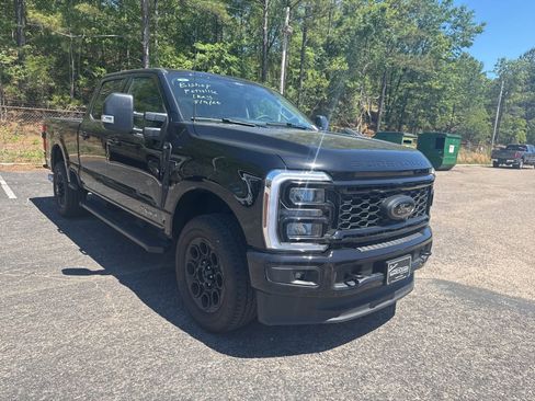 Used 2025 Ford F250 XLT w/ Black Appearance Package AWD/4WD image 1