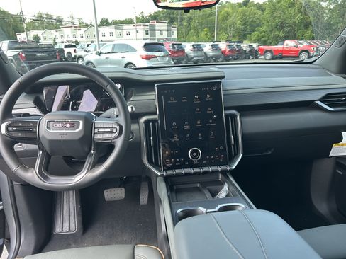 New 2026 GMC Acadia AT4 w/ Luxury Package AWD/4WD image 34