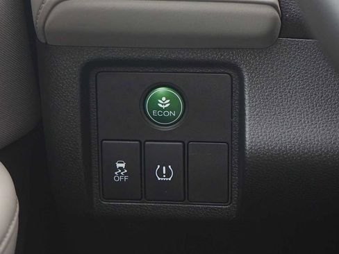 Used 2016 Honda HR-V LX image 24