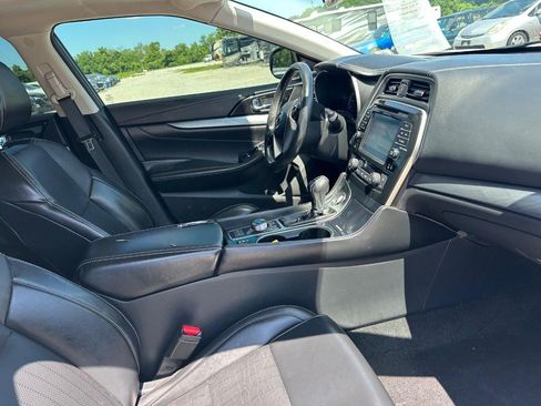 Used 2017 Nissan Maxima 3.5 SL FWD image 10