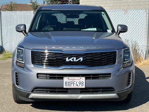 Used 2022 Kia Telluride LX AWD/4WD image 8