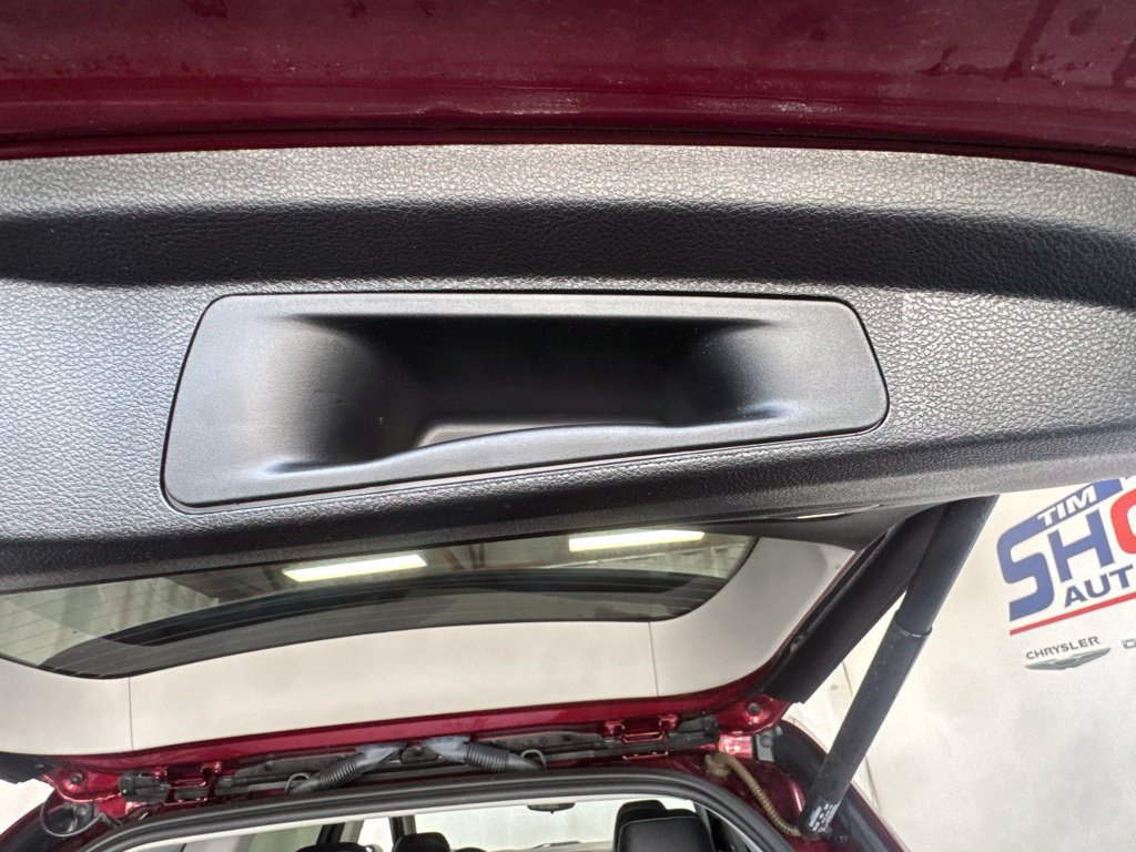 Used 2023 Jeep Grand Cherokee 4WD 4xe image 11