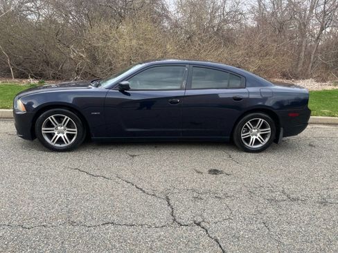 Used 2012 Dodge Charger R/T image 2