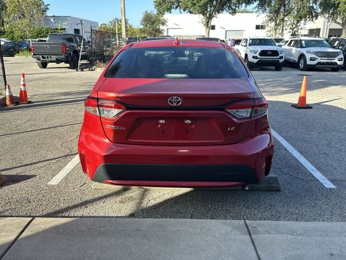 Used 2020 Toyota Corolla LE FWD image 7