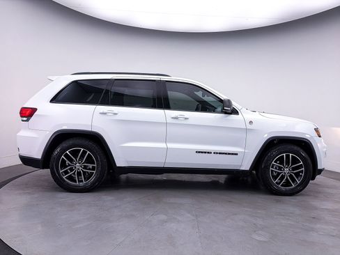 Used 2018 Jeep Grand Cherokee Trailhawk AWD/4WD image 41