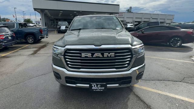 Used 2026 RAM 1500 Laramie AWD/4WD image 3