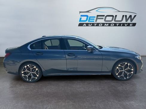 Used 2025 BMW 330i xDrive Sedan w/ Premium Package image 13