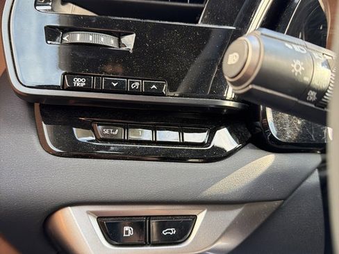 Used 2023 Lexus RX 350 Premium image 20