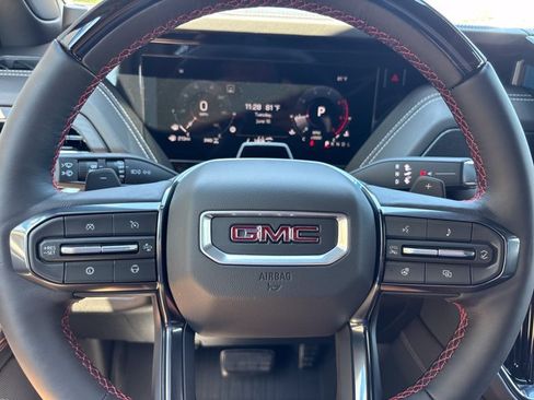 New 2026 GMC Yukon XL AT4 Ultimate w/ LPO, Illumination Package AWD/4WD image 36