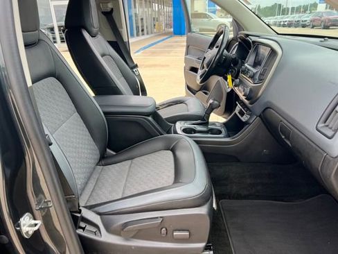 Used 2018 Chevrolet Colorado Z71 image 18